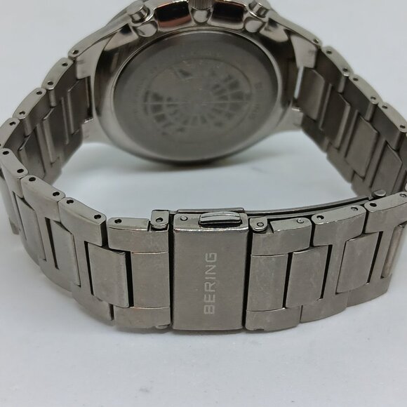 Bering Titan Chrono 11743-709 Men's 43mm Brushed Titanium Watch - Picture 6 of 11